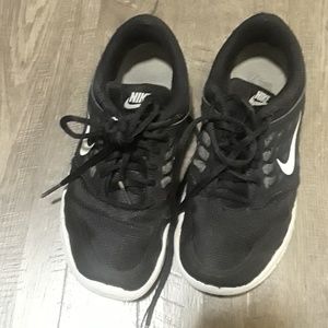 💗5 for $25 Nike sneakers💗